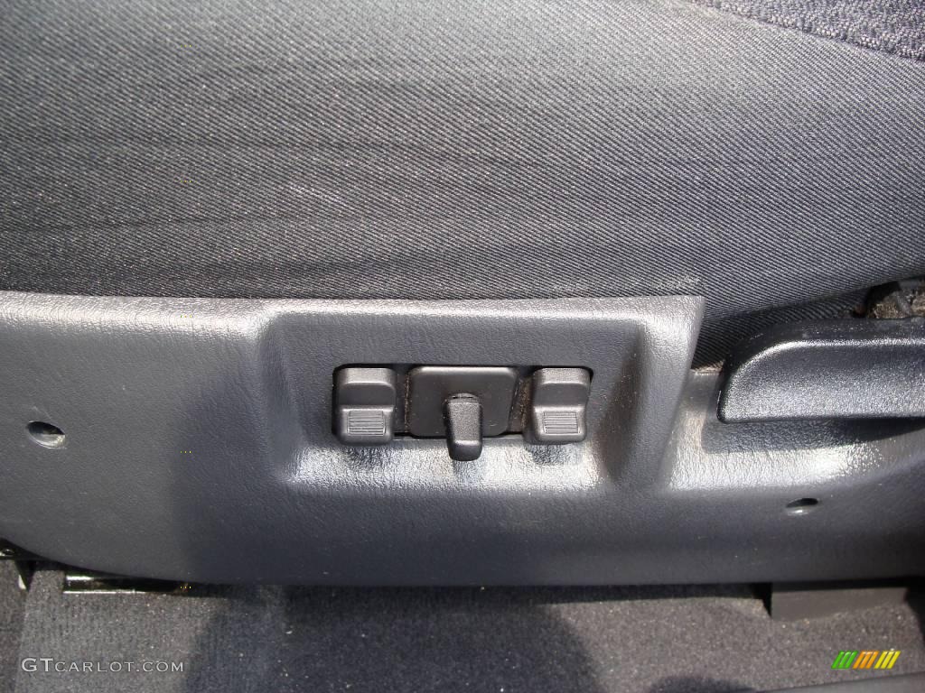 2004 Grand Cherokee Laredo 4x4 - Graphite Metallic / Dark Slate Gray photo #12
