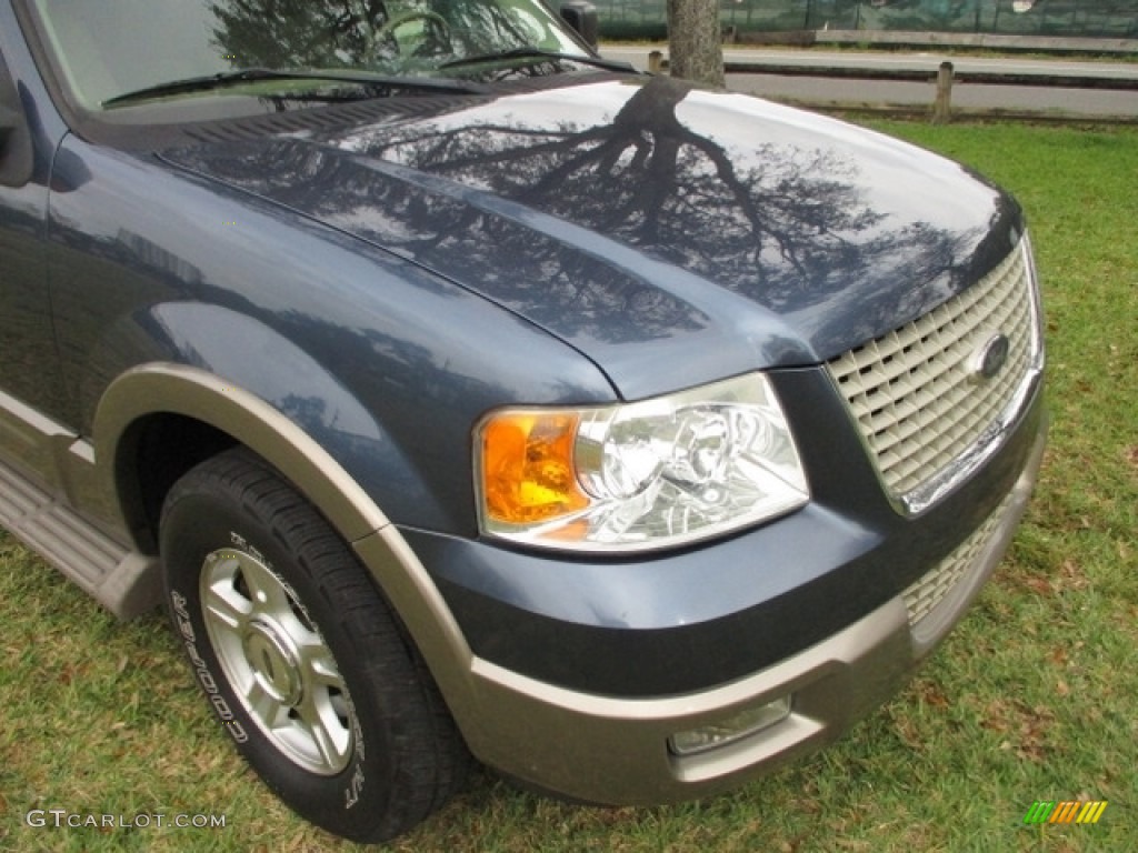 2003 Expedition Eddie Bauer - Medium Wedgewood Blue Metallic / Medium Parchment photo #20