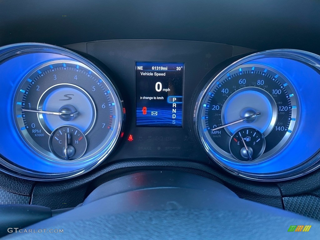 2014 Chrysler 300 S AWD Gauges Photo #143771964