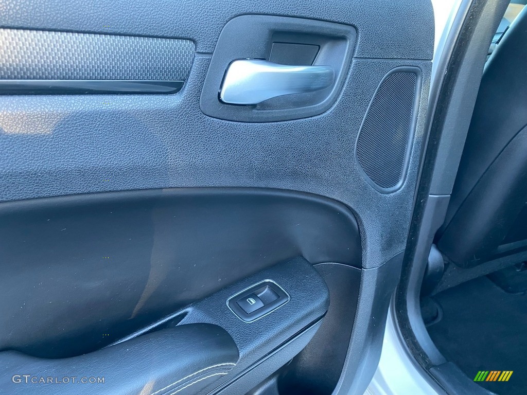 2014 Chrysler 300 S AWD Door Panel Photos