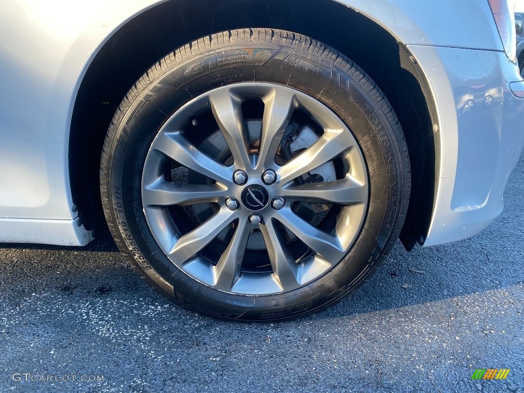 2014 Chrysler 300 S AWD Wheel Photo #143772606