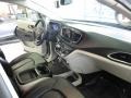 Billet Silver Metallic - Voyager LXi Photo No. 15