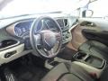 Billet Silver Metallic - Voyager LXi Photo No. 26