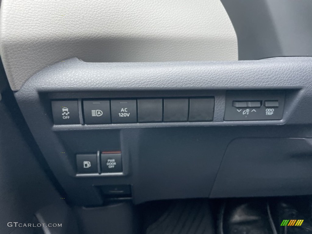 2022 Sienna XLE Hybrid - Super White / Graphite photo #22