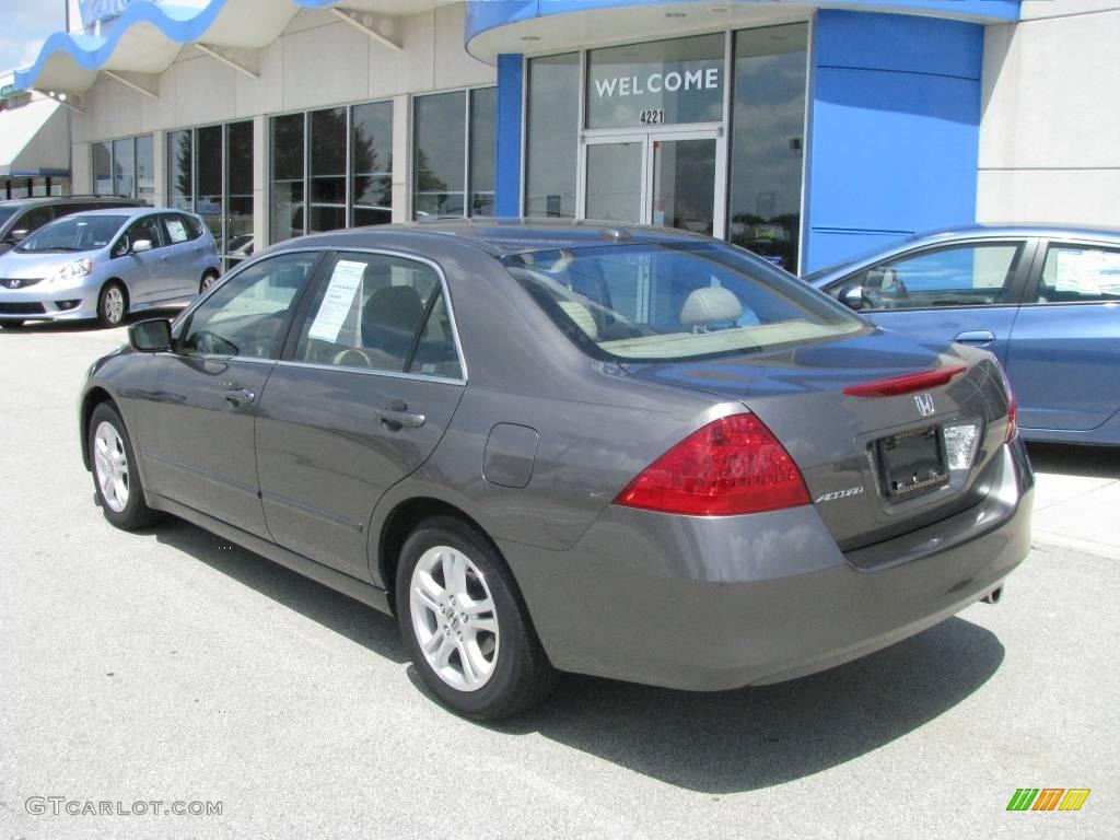 2006 Accord EX-L Sedan - Carbon Bronze Pearl / Ivory photo #4