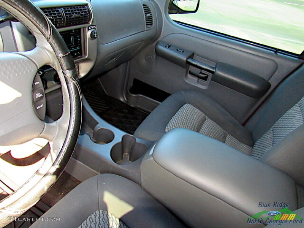 2005 Explorer Sport Trac XLT - Bright Red / Medium Dark Flint photo #19
