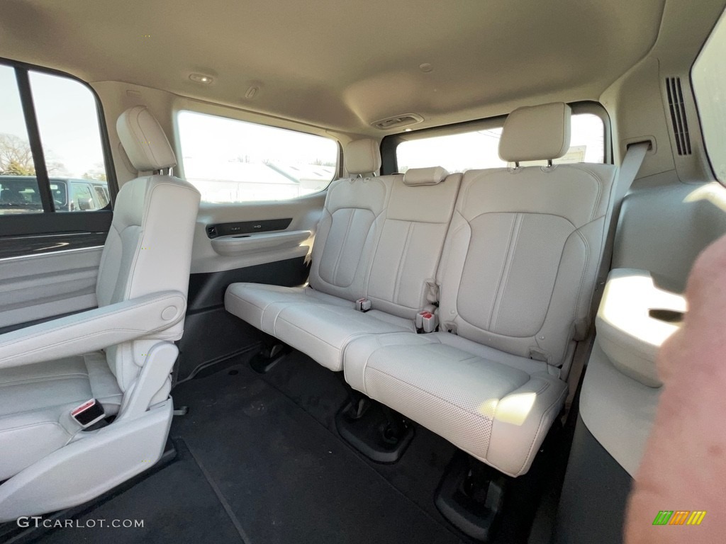 2022 Jeep Wagoneer Series III 4x4 Rear Seat Photo #143778250