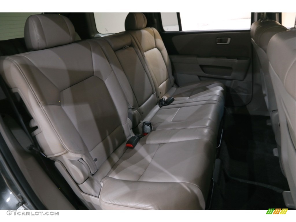 2011 Pilot EX-L 4WD - Polished Metal Metallic / Gray photo #14