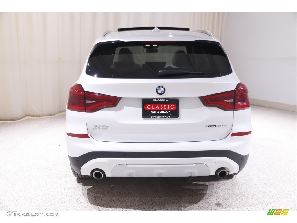2021 X3 xDrive30e - Mineral White Metallic / Canberra Beige/Black photo #22