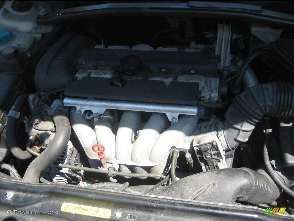 2002 V70 2.4 Wagon - Silver Metallic / Taupe/Light Taupe photo #19