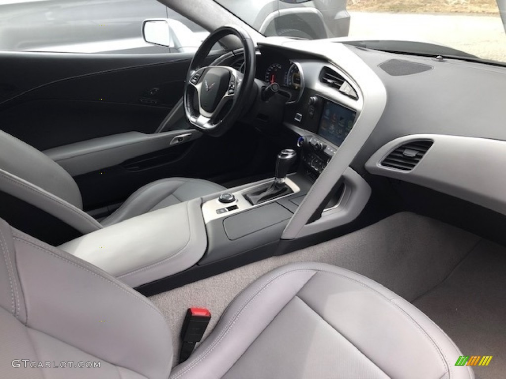 2019 Chevrolet Corvette Stingray Convertible Front Seat Photo #143780665