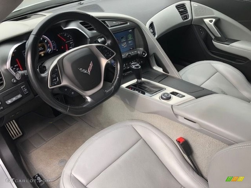 2019 Chevrolet Corvette Stingray Convertible Front Seat Photo #143780743