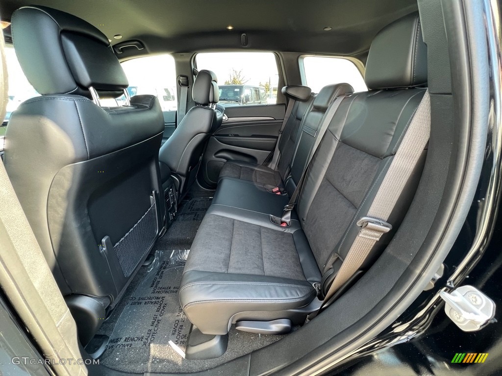 2022 Jeep Grand Cherokee Laredo X 4x4 Rear Seat Photo #143780965