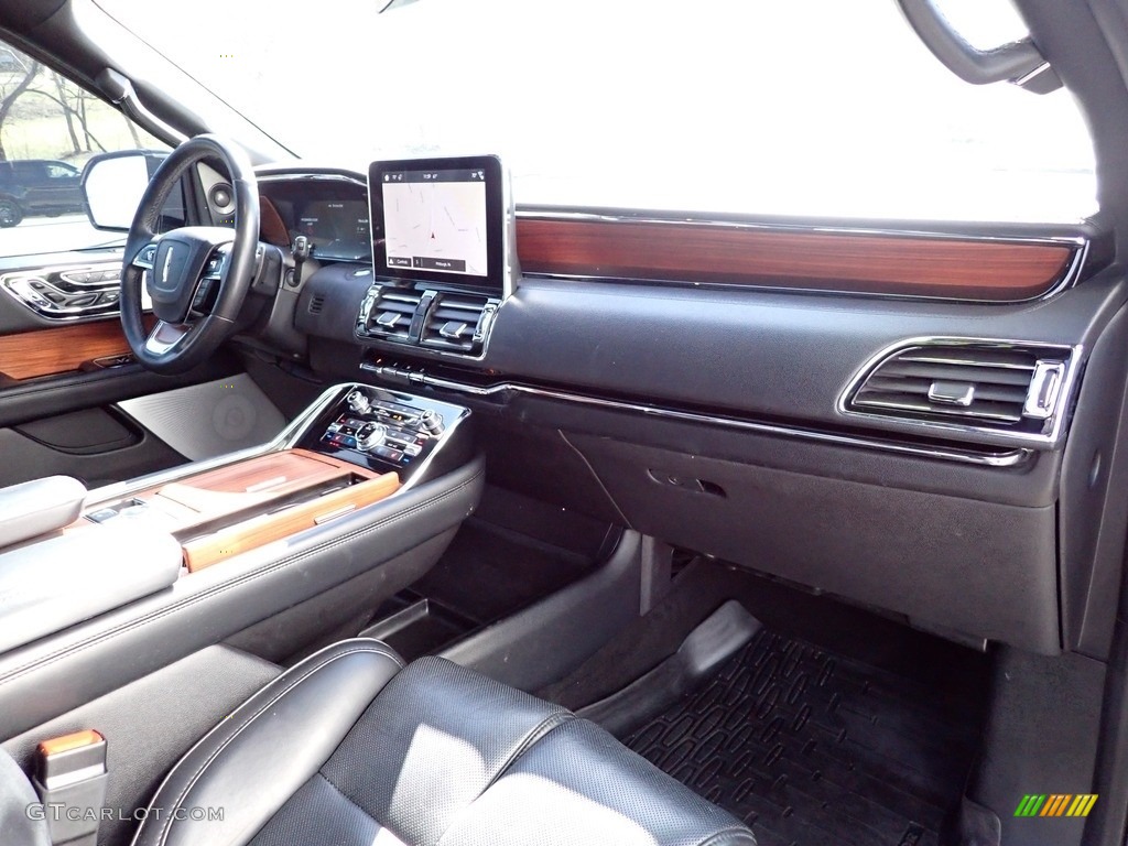 2019 Lincoln Navigator Reserve 4x4 Ebony Dashboard Photo #143783341
