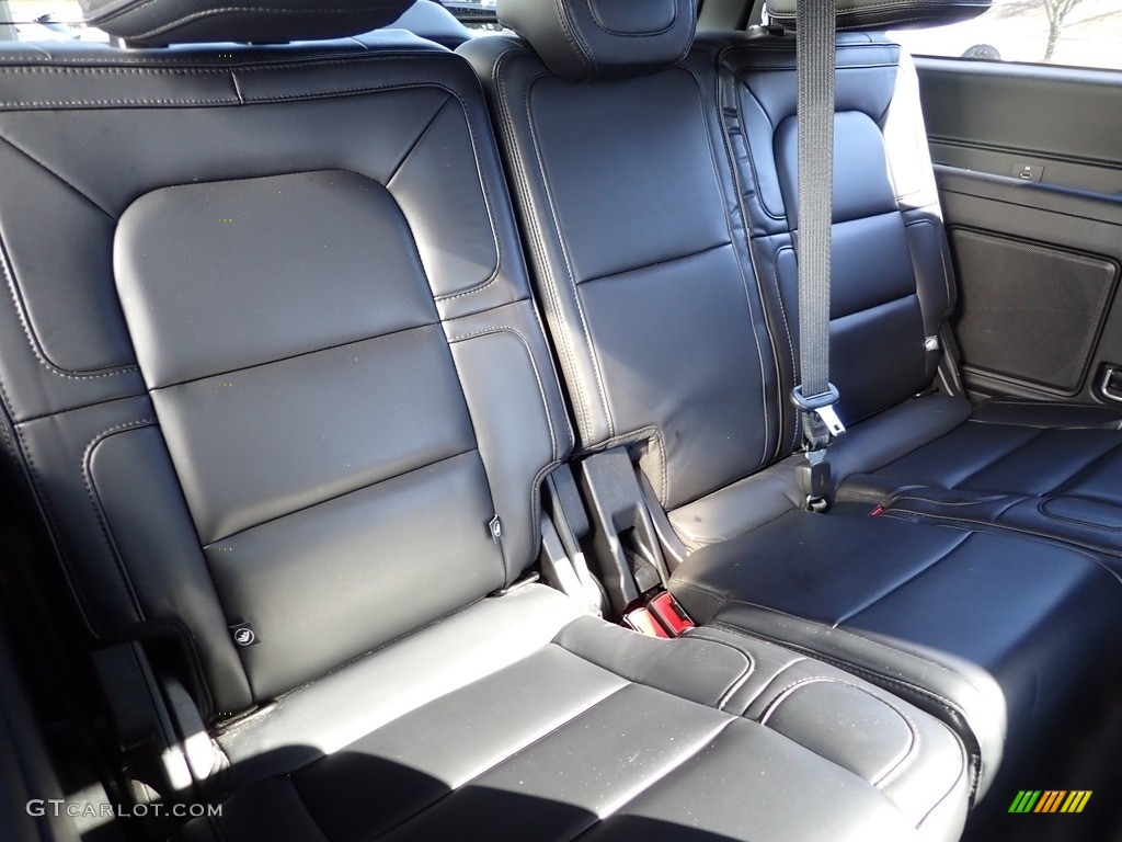 2019 Lincoln Navigator Reserve 4x4 Rear Seat Photo #143783359