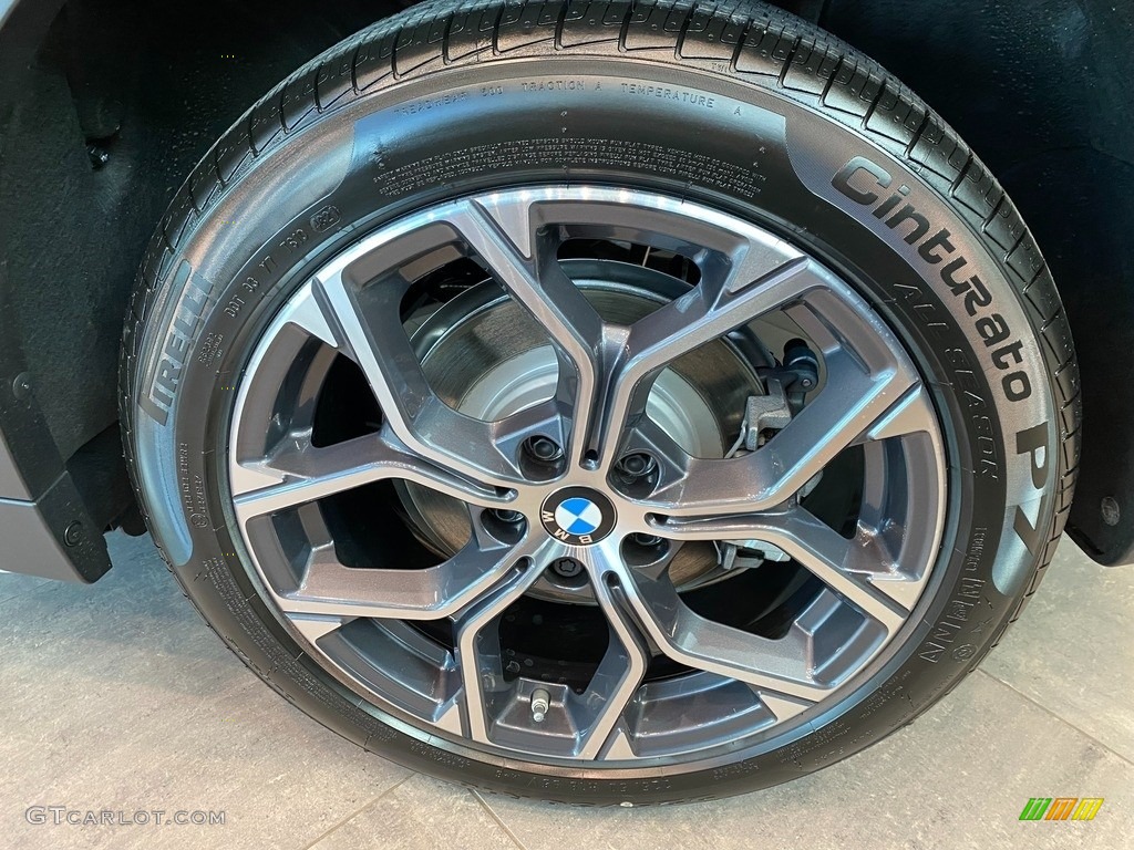 2022 BMW X1 xDrive28i Wheel Photos
