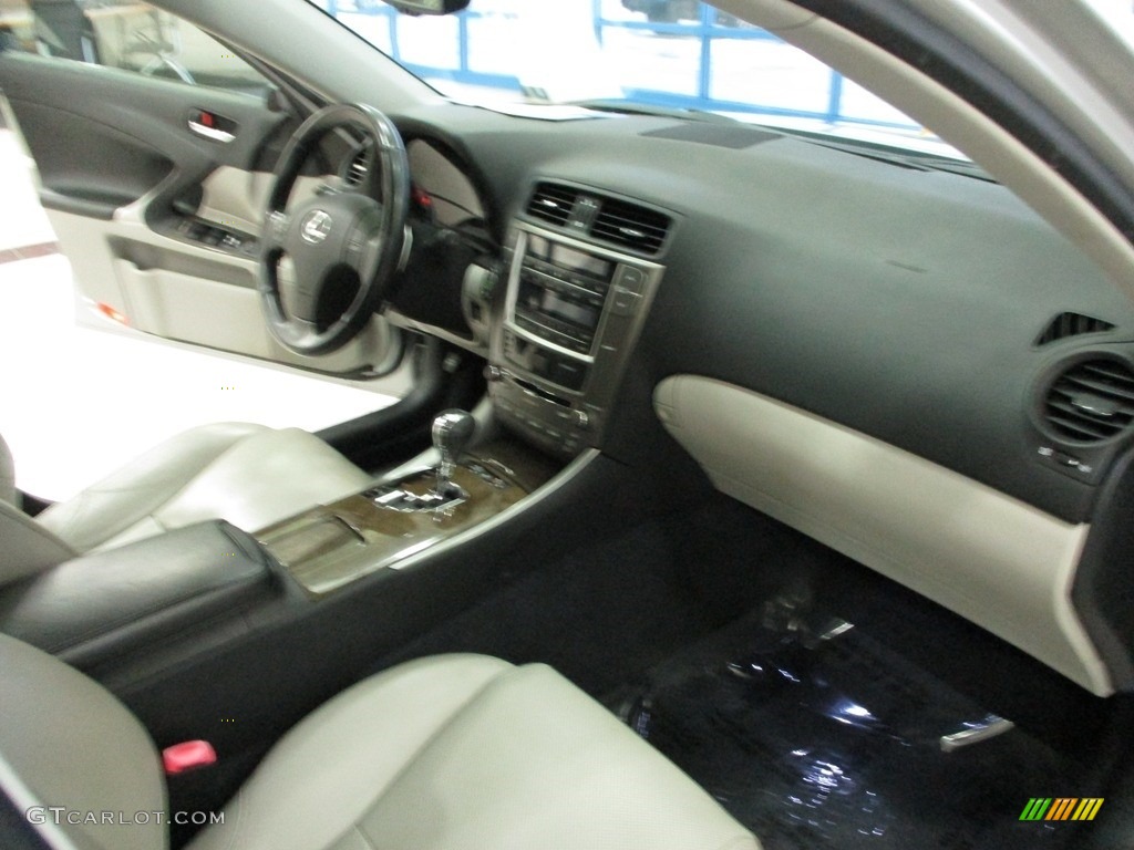 2009 IS 250 AWD - Tungsten Pearl / Light Gray photo #15