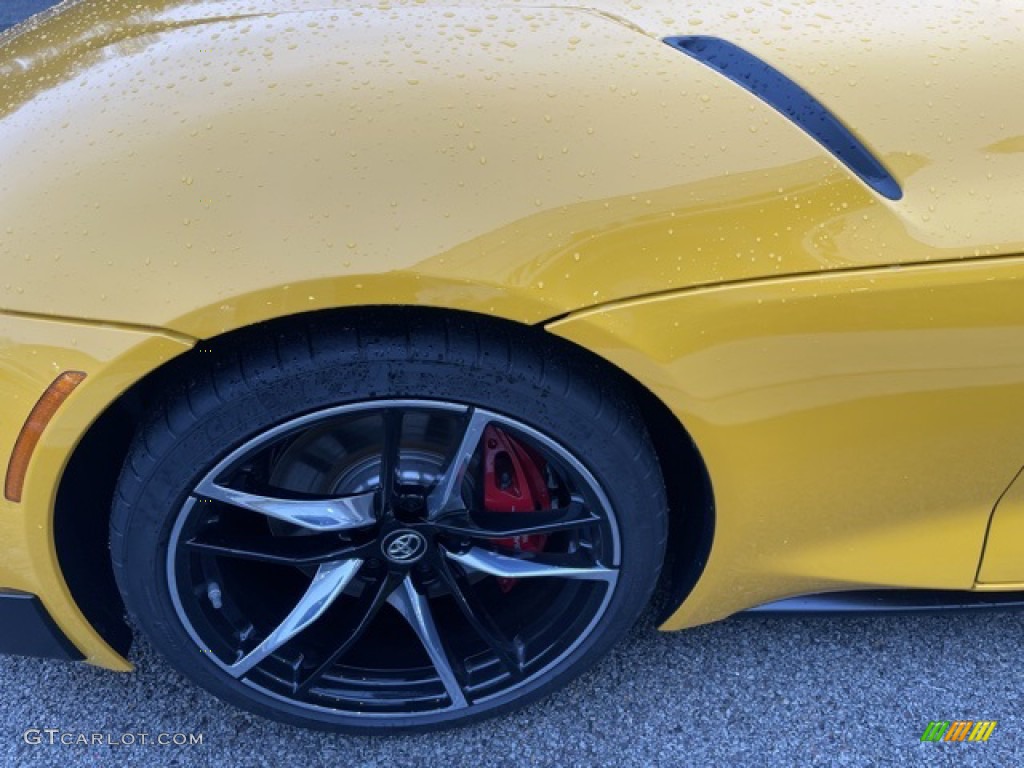 2022 GR Supra 3.0 - Nitro Yellow / Black photo #26