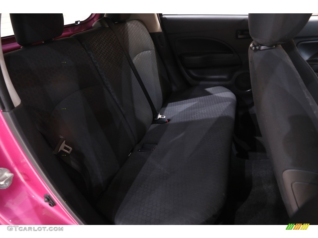 2014 Mitsubishi Mirage DE Interior Color Photos