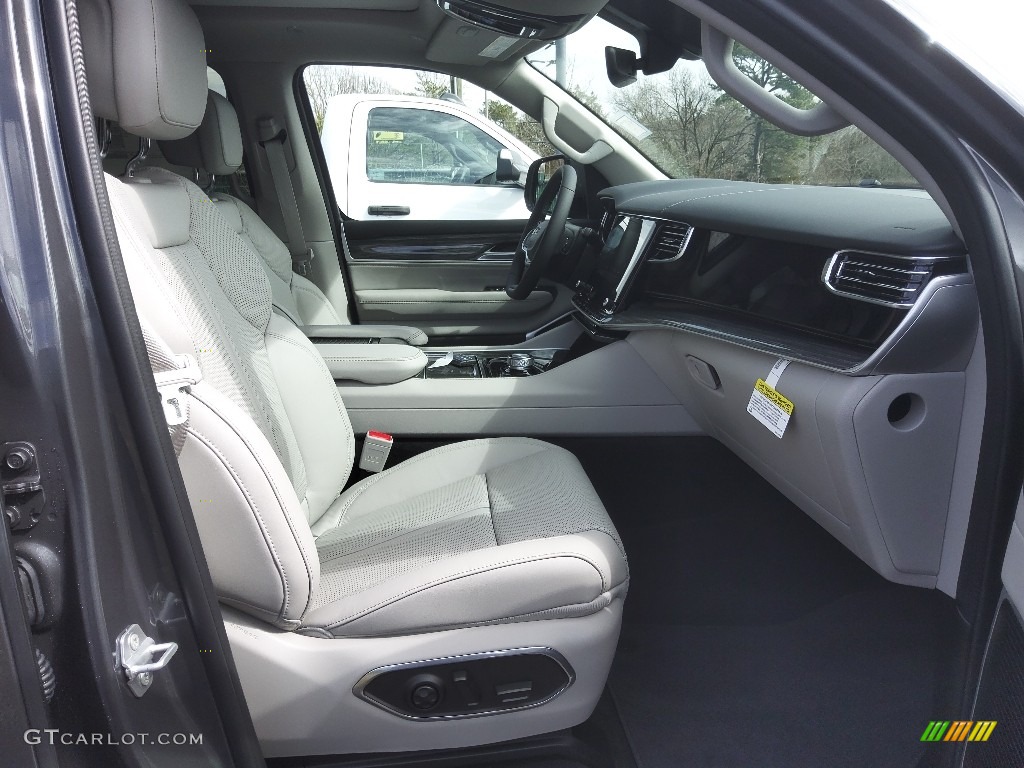 Sea Salt/Black Interior 2022 Jeep Wagoneer Series II 4x4 Photo #143792667