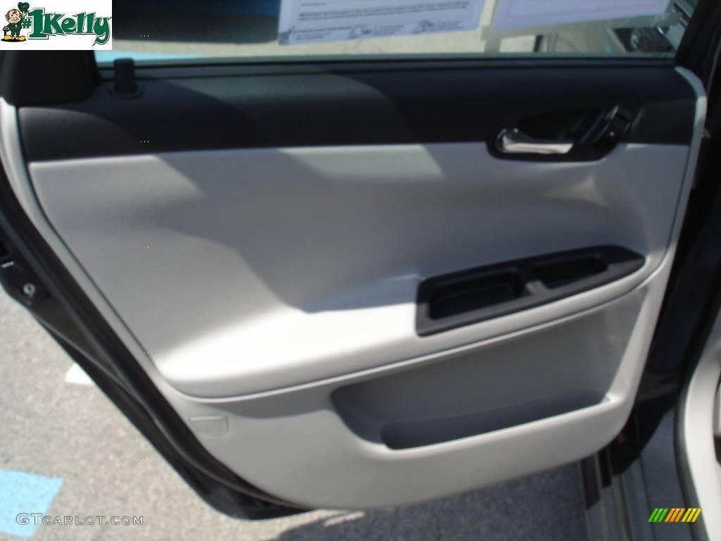 2009 Impala LT - Slate Metallic / Gray photo #10