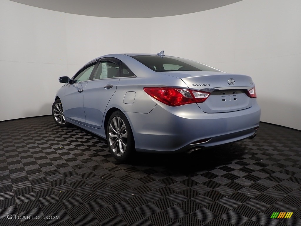 2011 Sonata SE 2.0T - Blue Sky Metallic / Black photo #11
