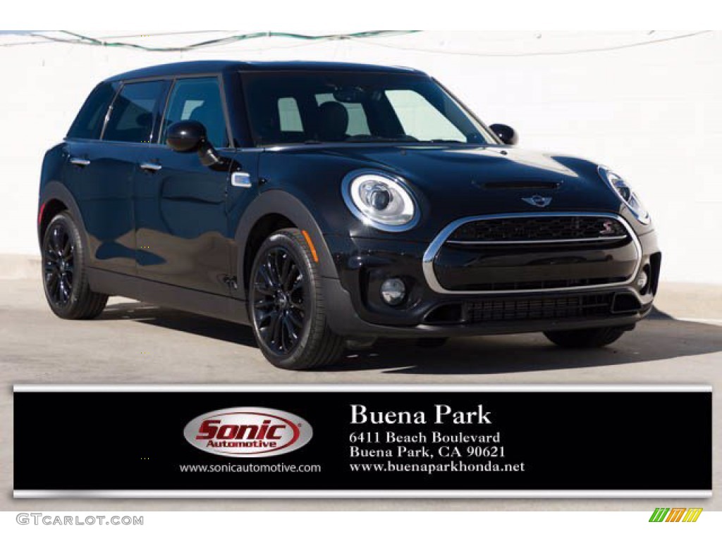 Midnight Black Metallic Mini Clubman