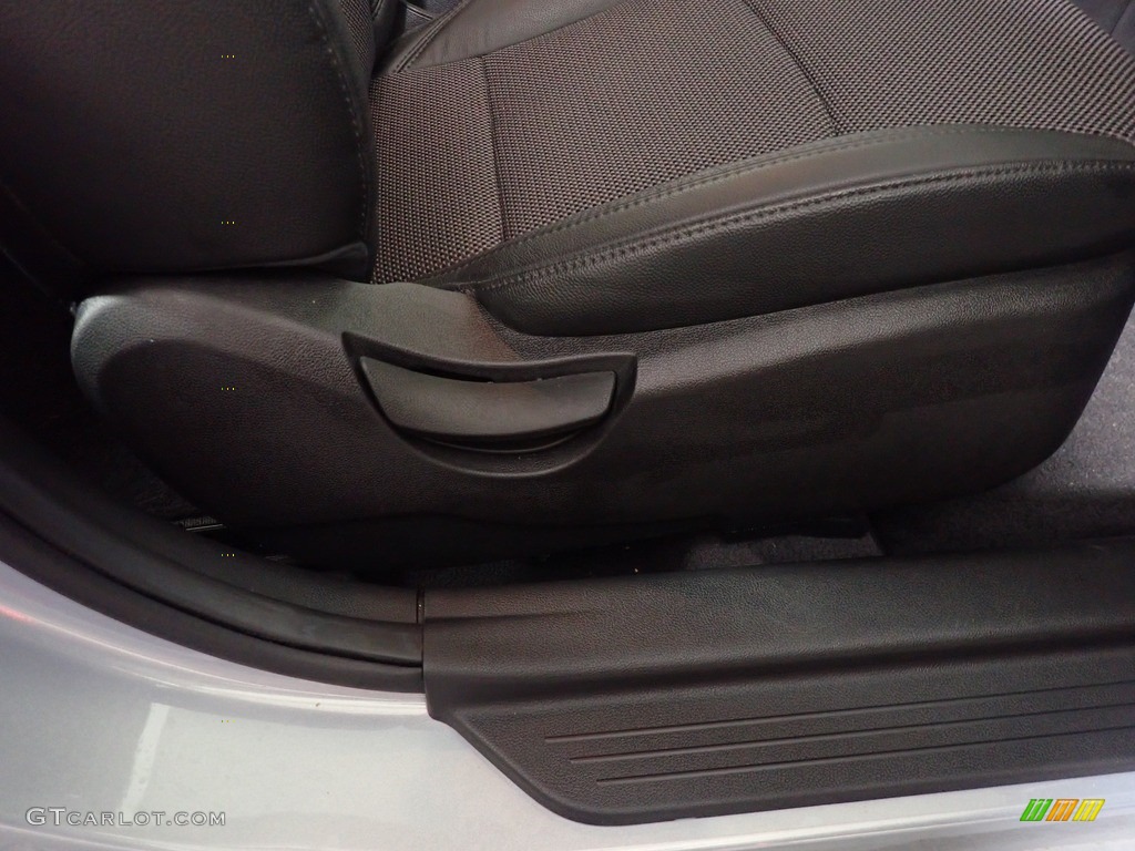 2011 Sonata SE 2.0T - Blue Sky Metallic / Black photo #39