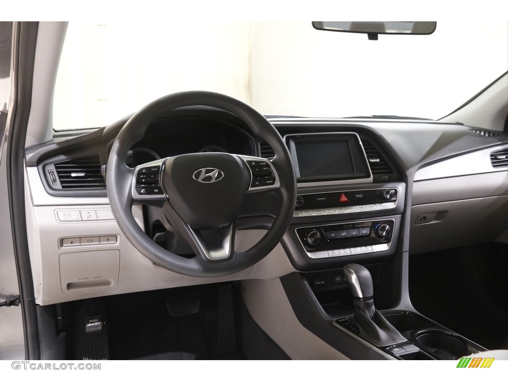 2019 Sonata SE - Machine Gray / Gray photo #6