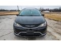 2017 Brilliant Black Crystal Pearl Chrysler Pacifica Touring L  photo #9