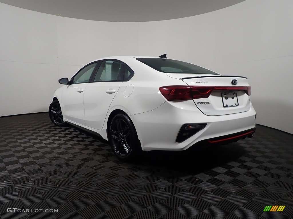 2021 Forte GT-Line - Clear White / Black photo #12