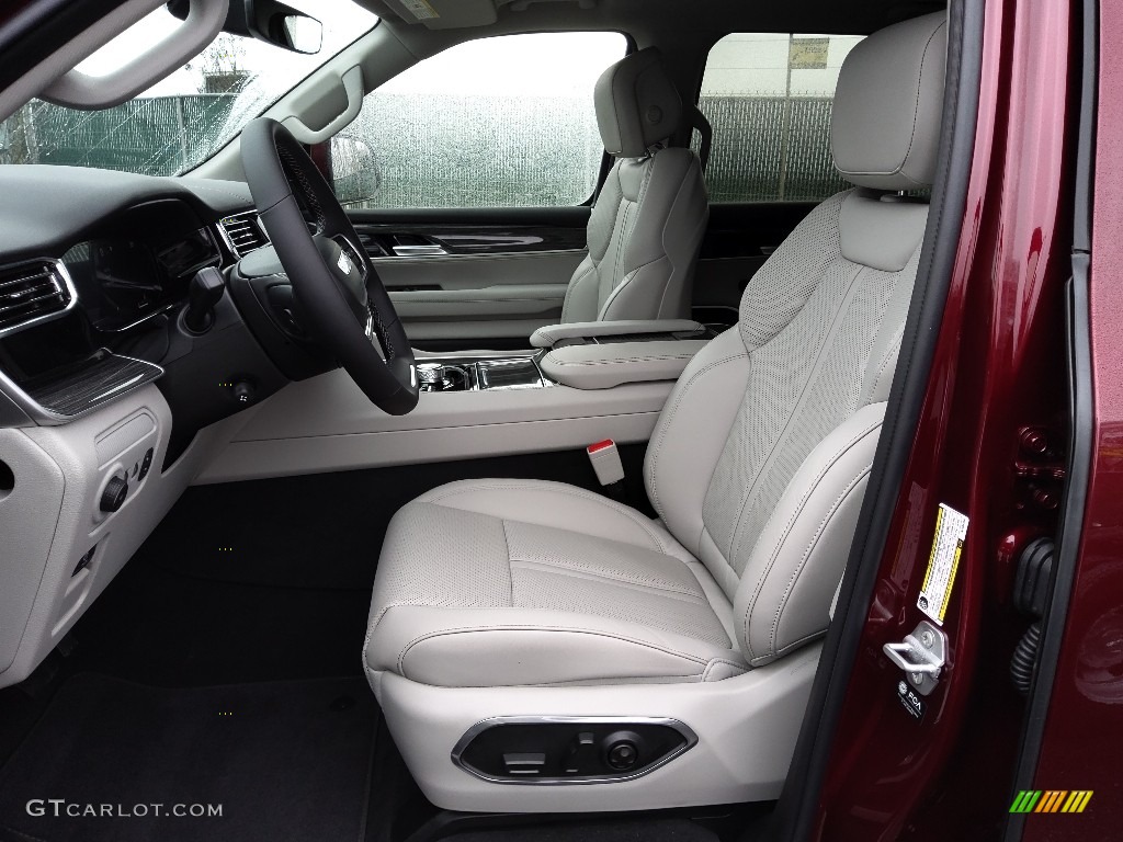 2022 Jeep Wagoneer Series II 4x4 Front Seat Photo #143805266