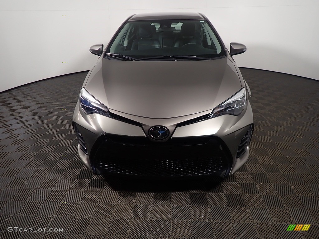 2017 Corolla SE - Falcon Gray Metallic / Black photo #5