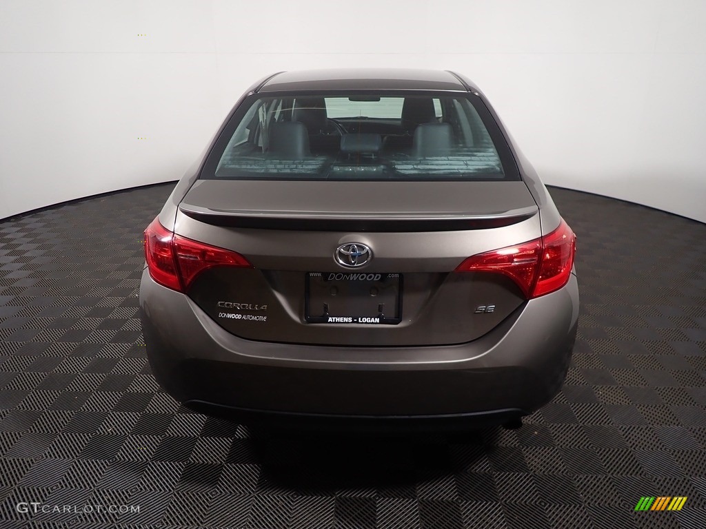 2017 Corolla SE - Falcon Gray Metallic / Black photo #13
