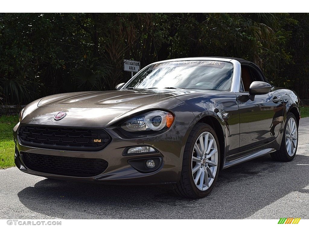 2017 124 Spider Lusso Roadster - Grigio Moda Meteor Grey / Saddle photo #14
