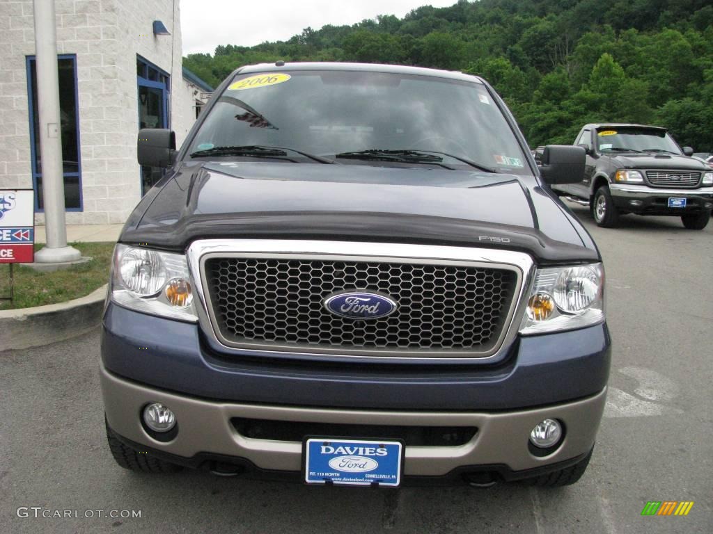 2006 F150 Lariat SuperCrew 4x4 - Medium Wedgewood Blue Metallic / Black photo #4