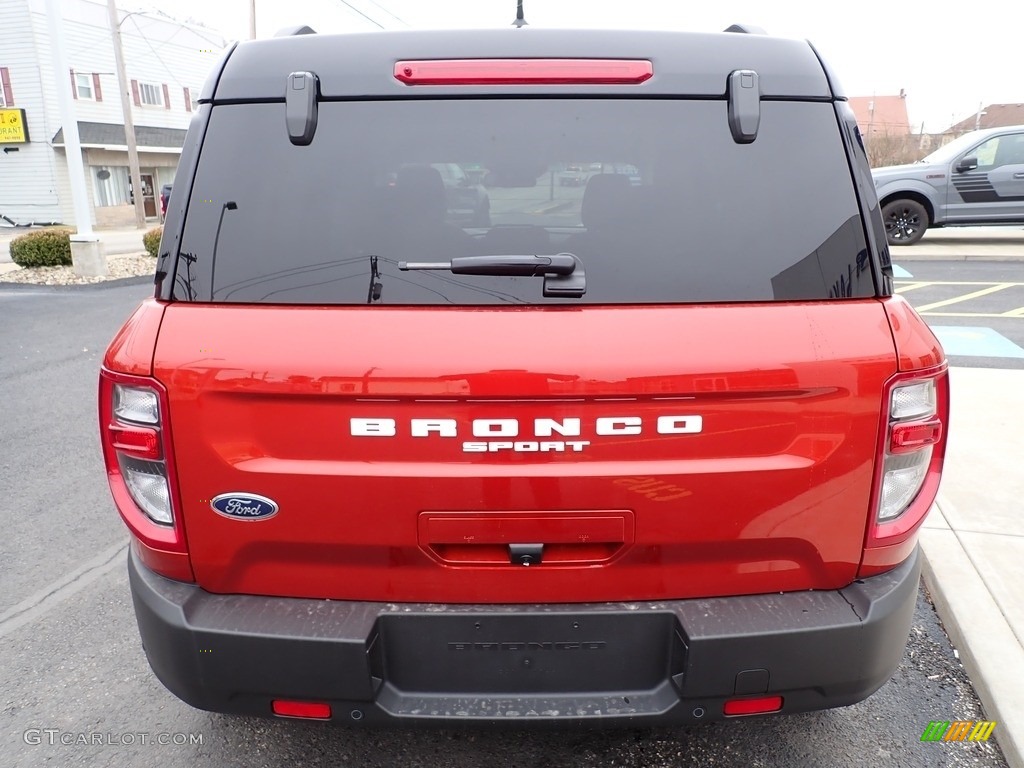 2022 Bronco Sport Outer Banks 4x4 - Hot Pepper Red / Ebony/Roast photo #4