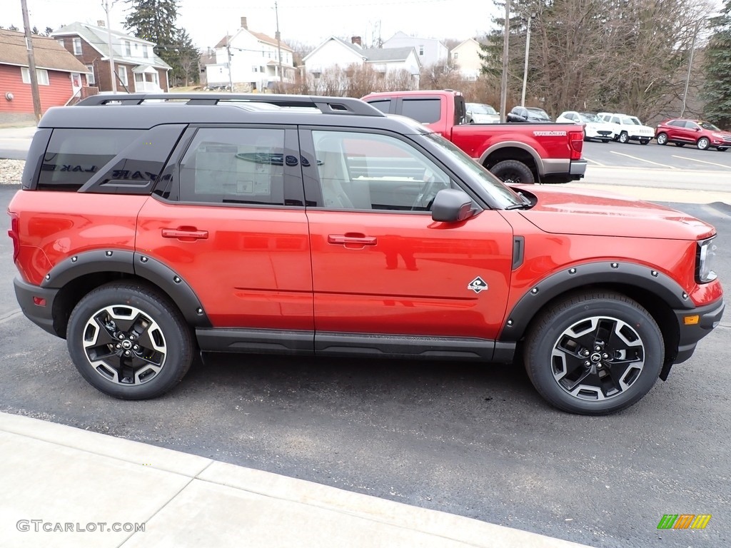 2022 Bronco Sport Outer Banks 4x4 - Hot Pepper Red / Ebony/Roast photo #7