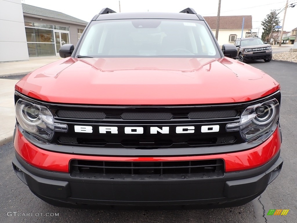 2022 Bronco Sport Outer Banks 4x4 - Hot Pepper Red / Ebony/Roast photo #9