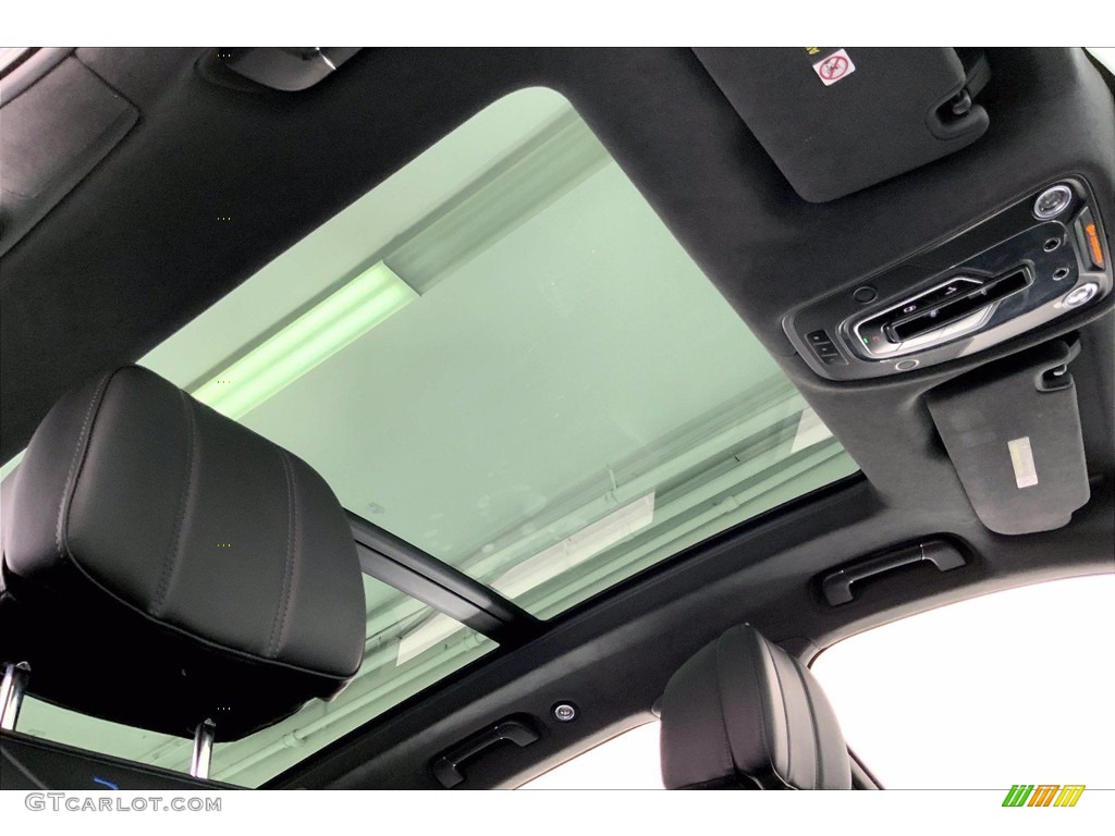 2020 Bentley Bentayga V8 Sunroof Photo #143812046
