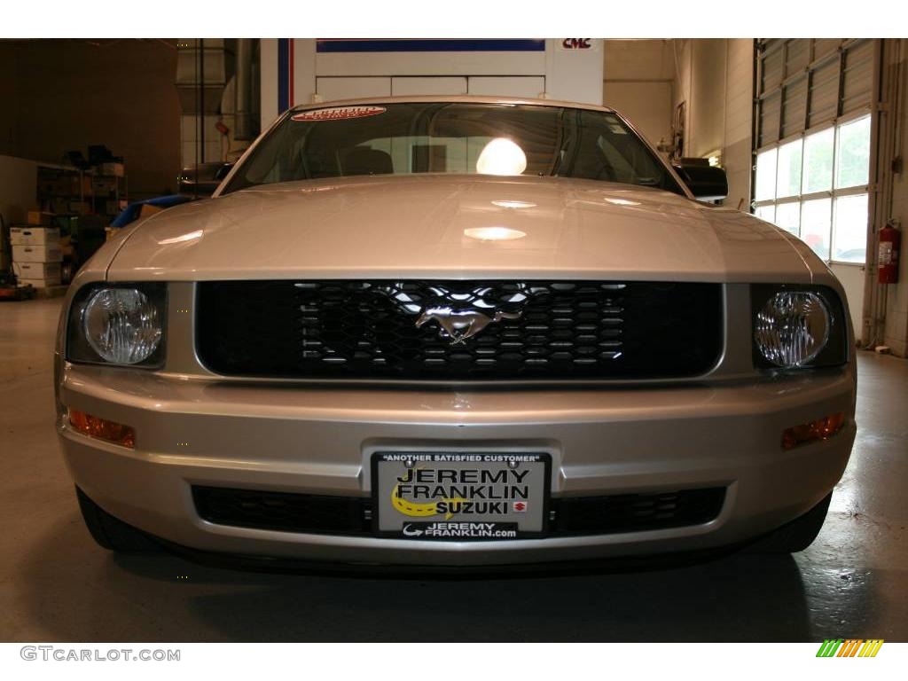 2008 Mustang V6 Deluxe Coupe - Brilliant Silver Metallic / Light Graphite photo #1