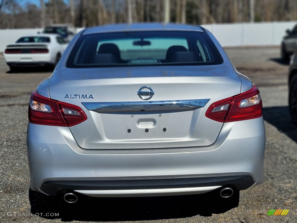 2018 Altima 2.5 S - Brilliant Silver / Charcoal photo #5