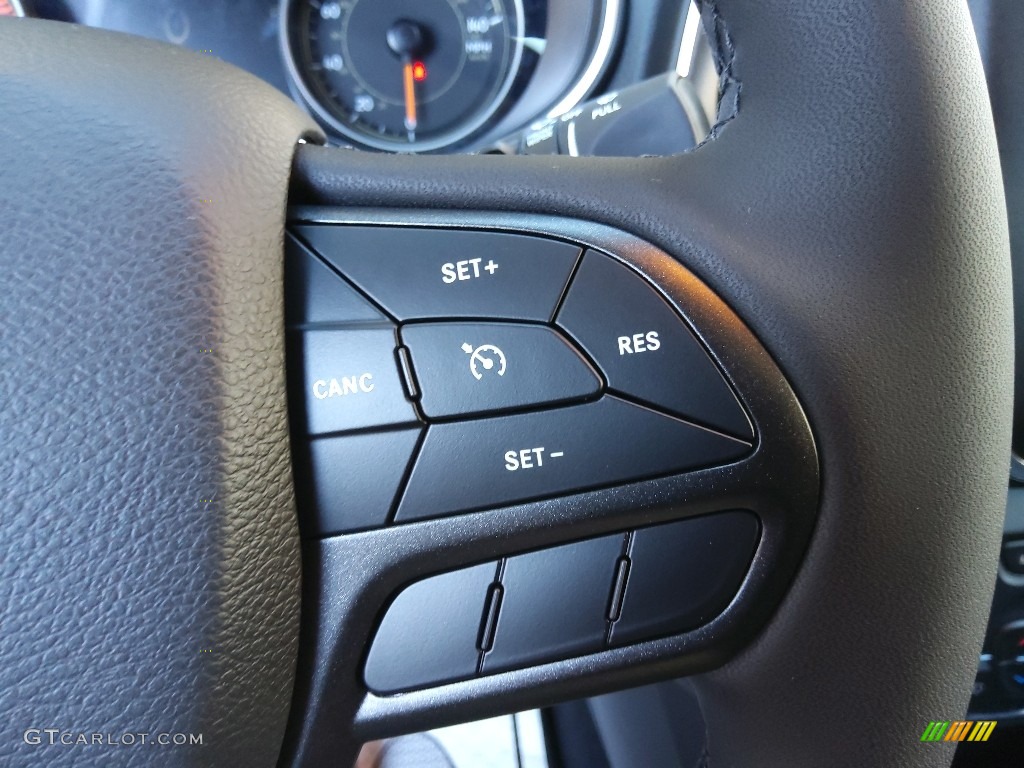 2022 Jeep Cherokee Trailhawk 4x4 Black Steering Wheel Photo #143820810