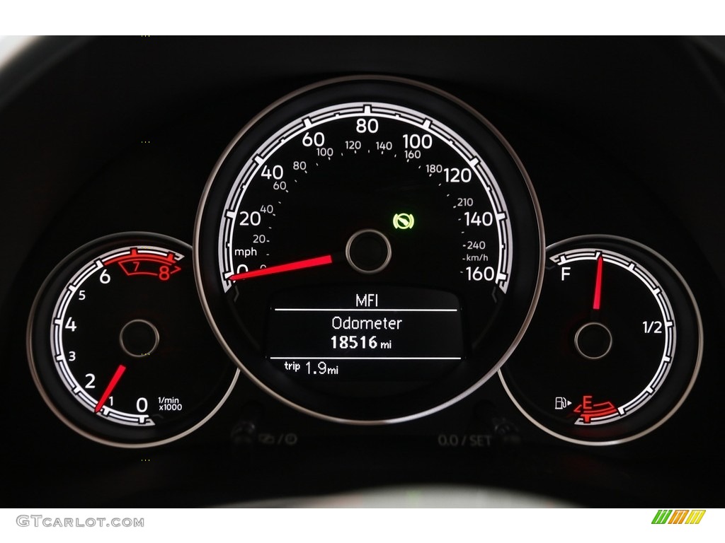 2019 Beetle S Convertible - Pure White / Titan Black photo #9