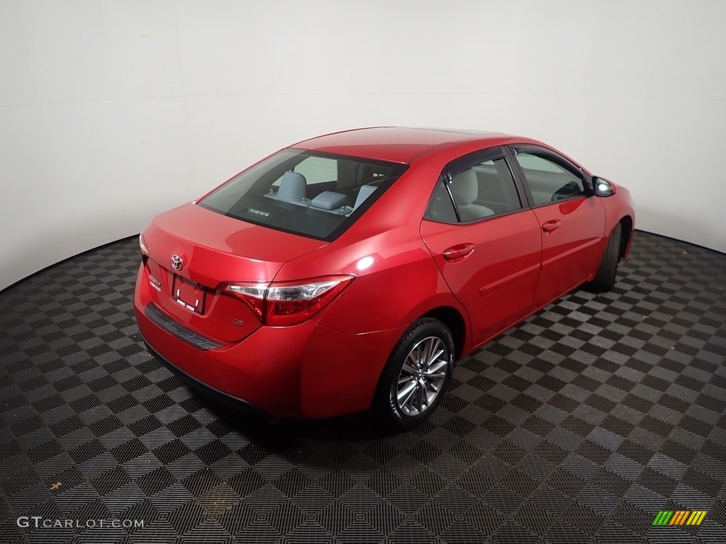 2015 Corolla LE - Barcelona Red Metallic / Ash photo #18