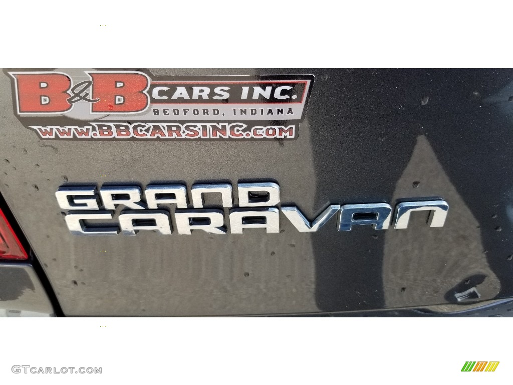2016 Grand Caravan R/T - Granite Crystal Metallic / Black photo #24