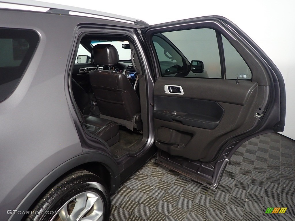 2013 Explorer XLT 4WD - Sterling Gray Metallic / Charcoal Black photo #37