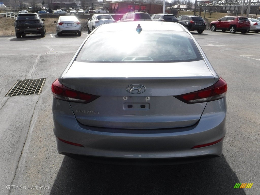 2017 Elantra SE - Gray / Gray photo #7