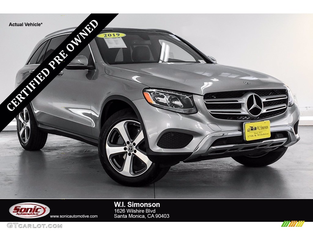 2019 GLC 300 - Mojave Silver Metallic / Black photo #1