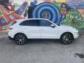Carrara White Metallic 2019 Porsche Cayenne E-Hybrid Exterior